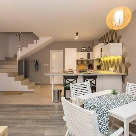 Parkcenter Modern Vintage Apartment アパート *
