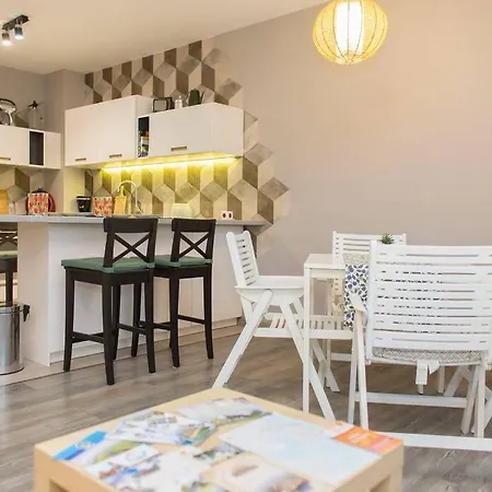 Parkcenter Modern Vintage Apartment ブルガス